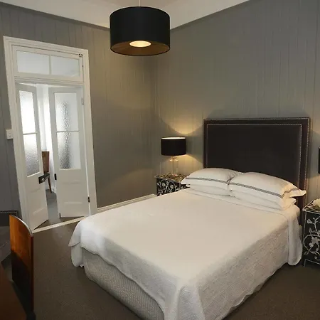 Heal House Bed & Breakfast Brisbane Exterior photo