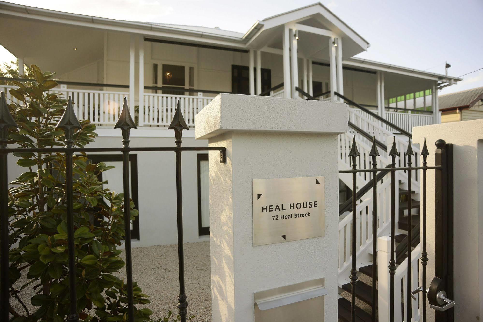 Bed & Breakfast Heal House Brisbane